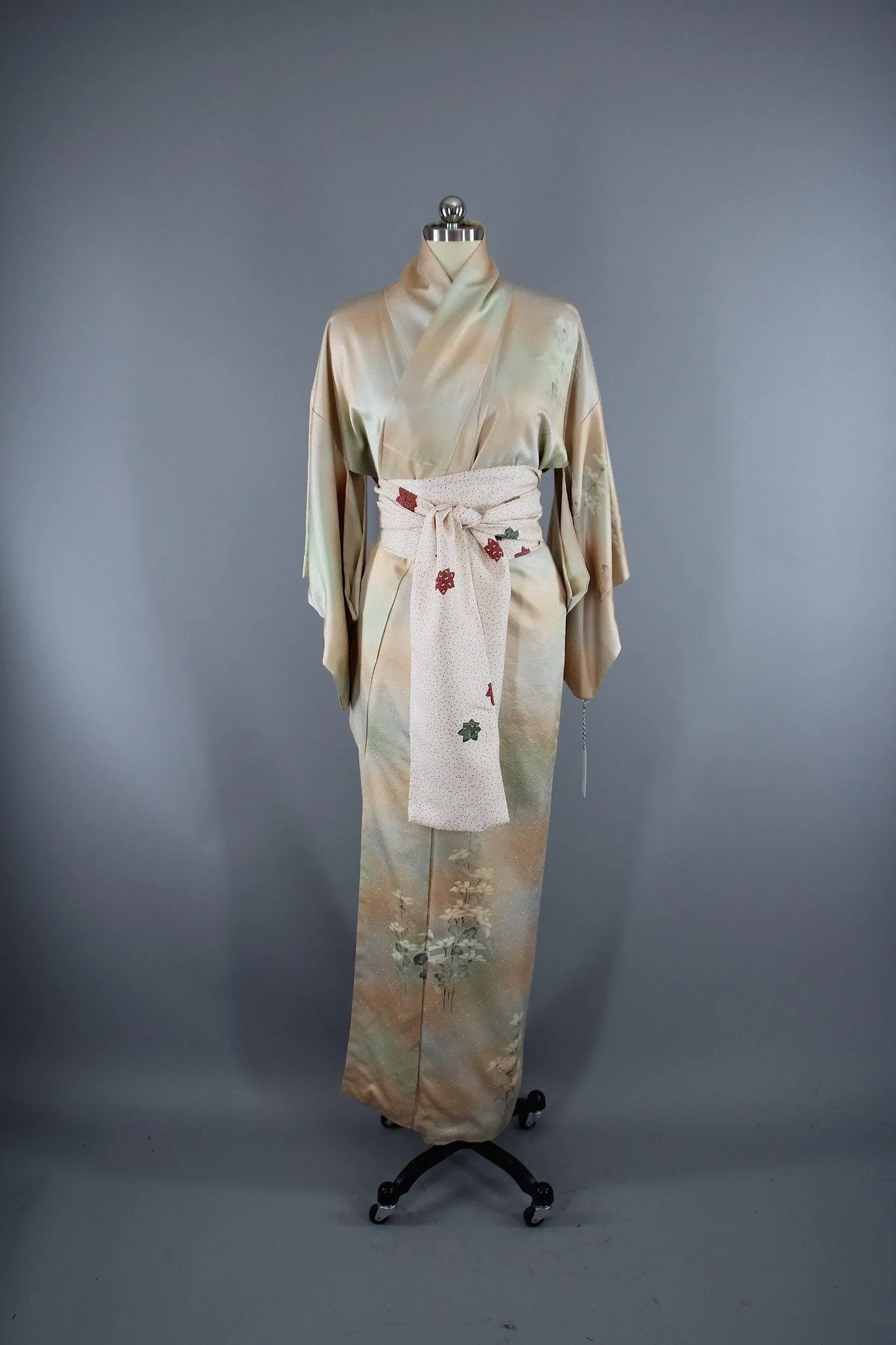 1950s Vintage Silk Kimono Robe / Tan & Green Ombre Floral