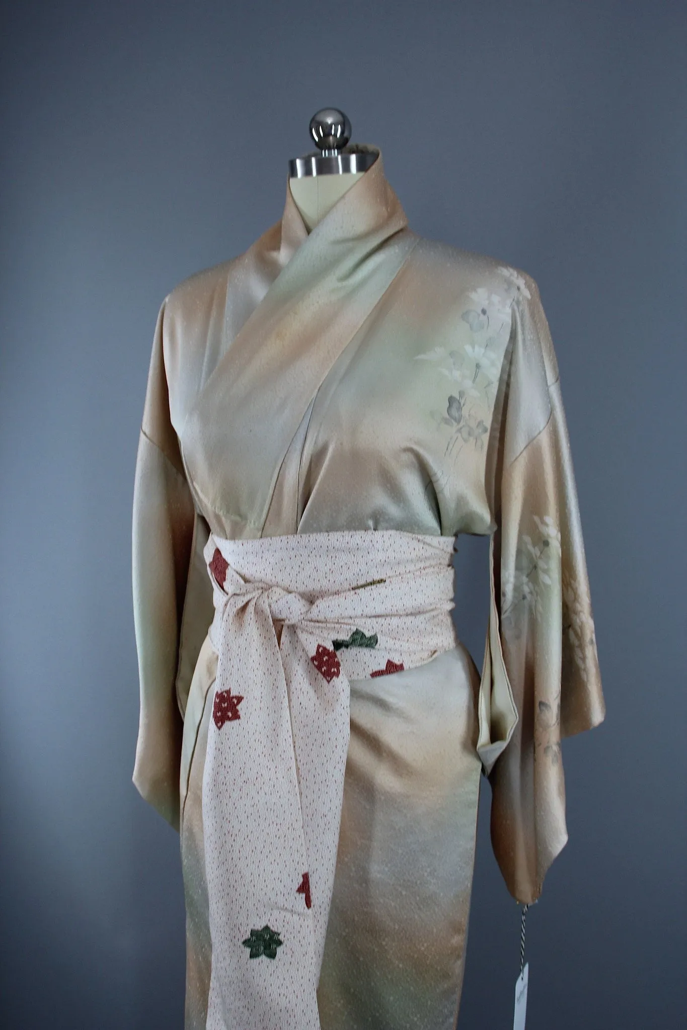 1950s Vintage Silk Kimono Robe / Tan & Green Ombre Floral