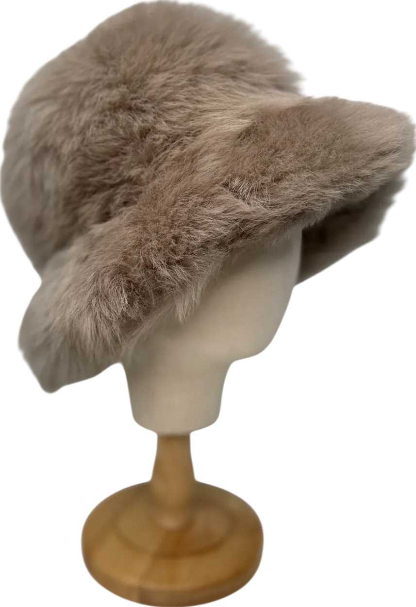 Beige Faux Fur Bucket Hat UK S