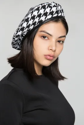Black and White Houndstooth Beret Hat