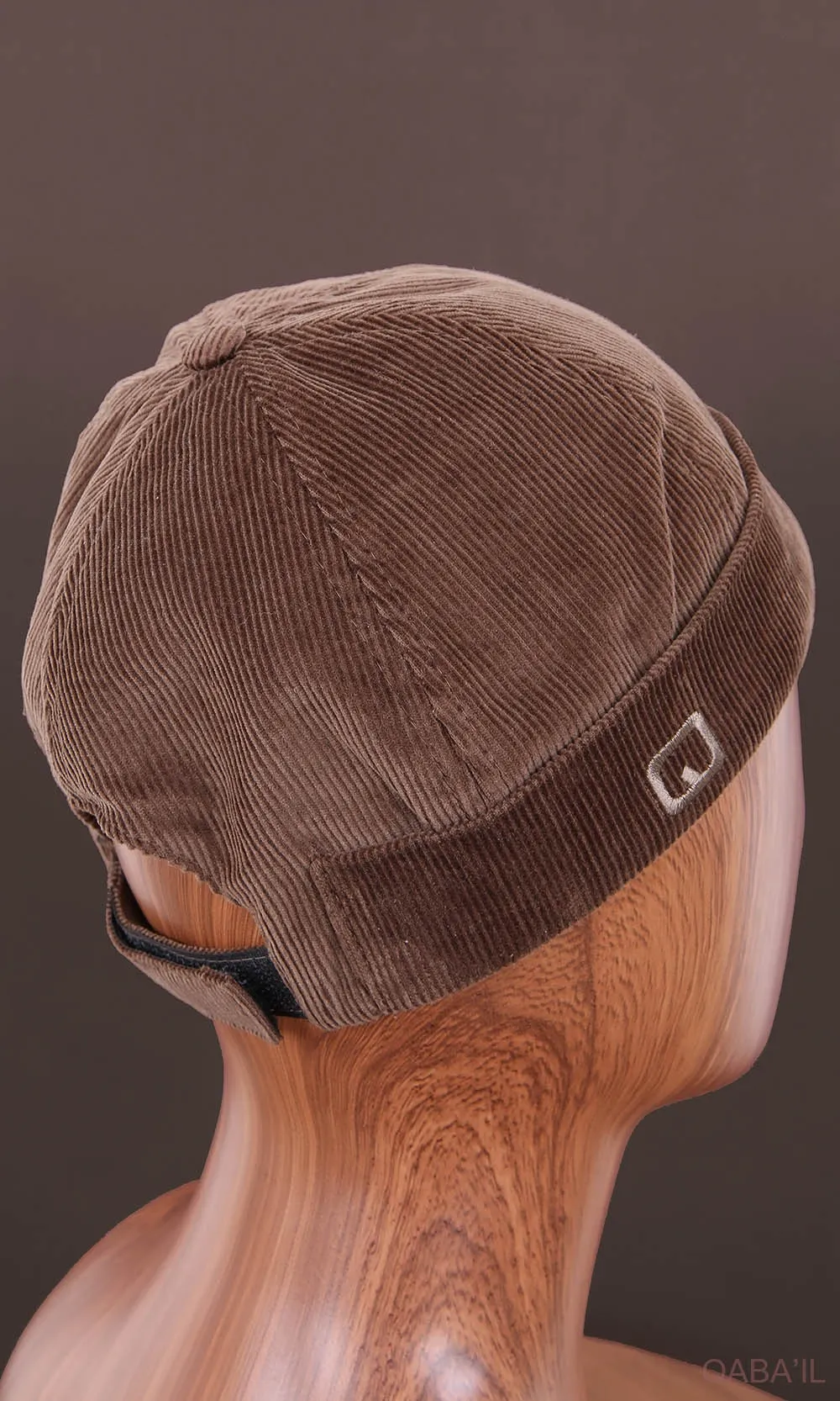 QL Velvet Docker Hat in Camel