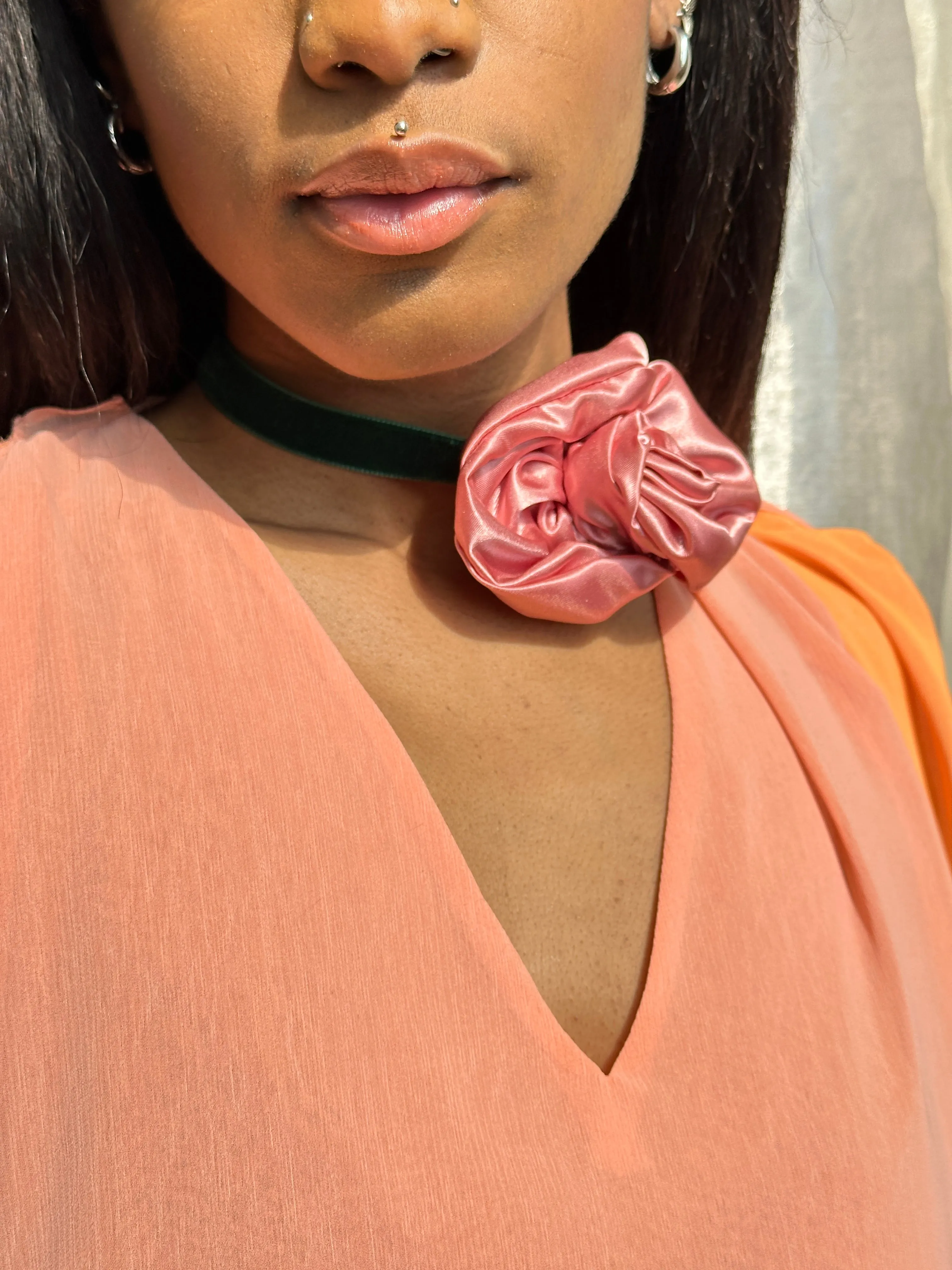 Rosette Choker Necklace