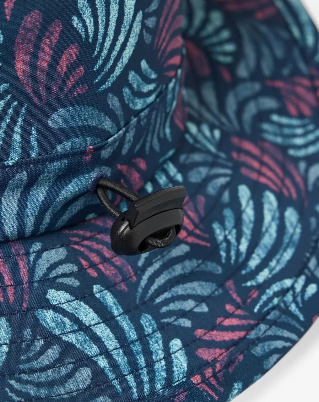 Travis Mathew Mens Mood Indigo/Vintage Indigo Adventure Day Bucket Hat